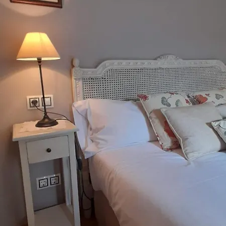 Gestiona2r - En El Casco Antiguo Llanisco Appartement