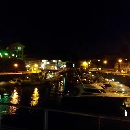 En El Casco Antiguo Llanisco * Llanes