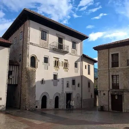 En El Casco Antiguo Llanisco *