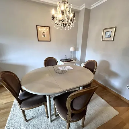 Апартаменты Gestiona2r - En El Casco Antiguo Llanisco *